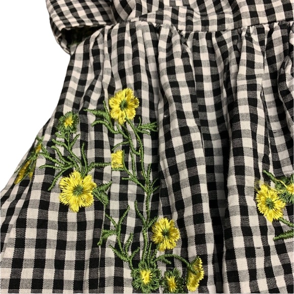 Gorgeous Outdoor Glory Sundress - Picture 4 of 11